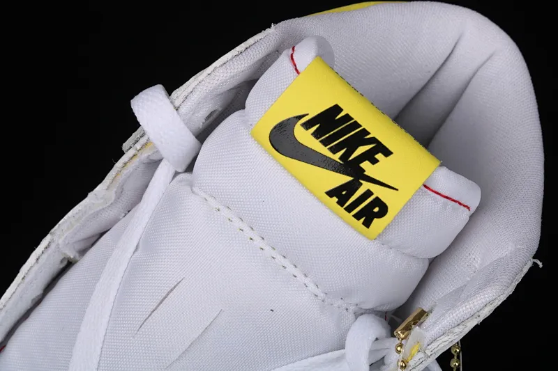 All categories Air Jordan Jordan series basketball shoes Air Jordan 1 High Air Jordan 1 High OG "First Class Flight" Style AJ1 Joe 1 first class flight white and yellow Flight QR code basketball shoes 555088-170